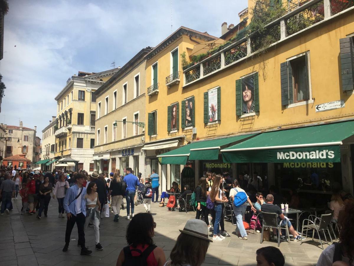 TINTORETTO 1 CON TERRAZZA SOPRA IL TETTO, 3 bagni, 3 grandi camere da letto, SUPER NUOVO Venesia Bagian luar foto