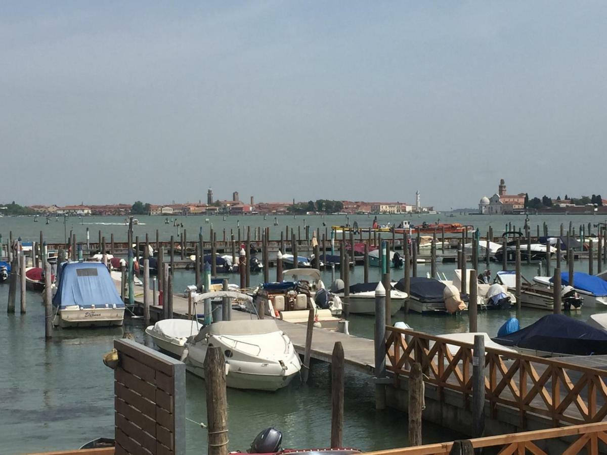 TINTORETTO 1 CON TERRAZZA SOPRA IL TETTO, 3 bagni, 3 grandi camere da letto, SUPER NUOVO Venesia Bagian luar foto