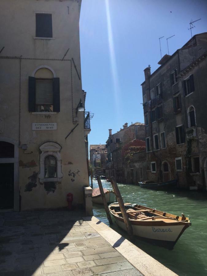 TINTORETTO 1 CON TERRAZZA SOPRA IL TETTO, 3 bagni, 3 grandi camere da letto, SUPER NUOVO Venesia Bagian luar foto