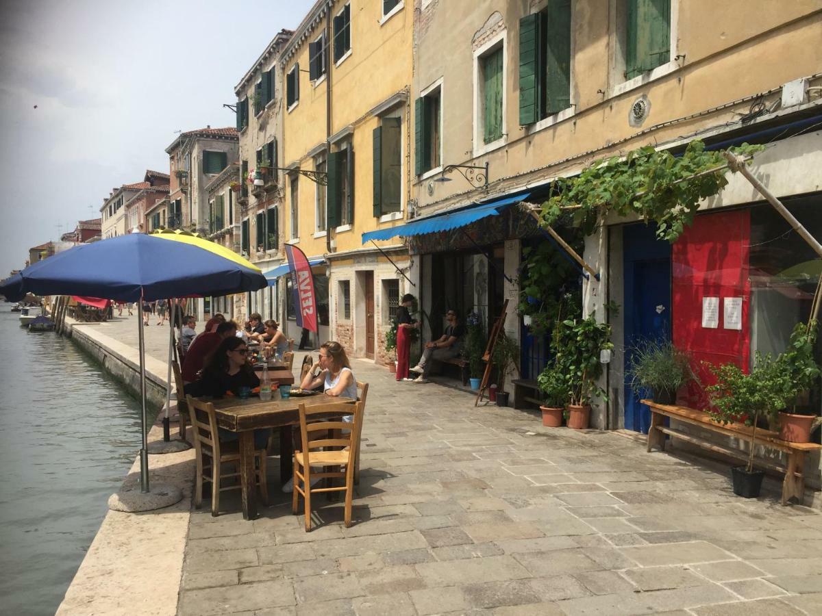 TINTORETTO 1 CON TERRAZZA SOPRA IL TETTO, 3 bagni, 3 grandi camere da letto, SUPER NUOVO Venesia Bagian luar foto